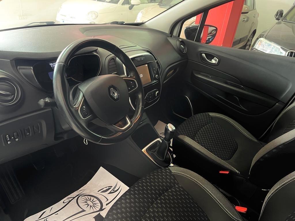 Renault Captur dCi 8V 90 CV EDC Sport Edition