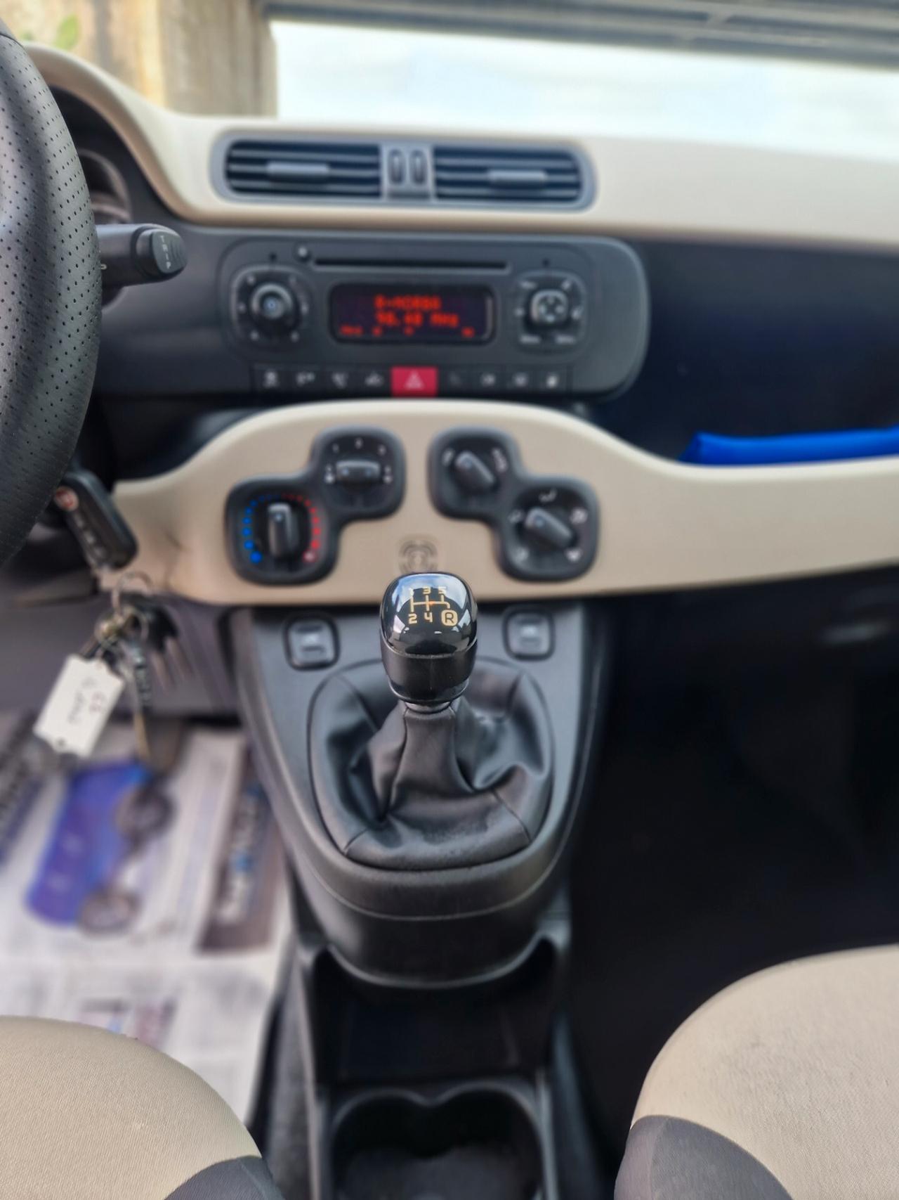 Fiat Panda 0.9 TwinAir Turbo Natural Power Lounge