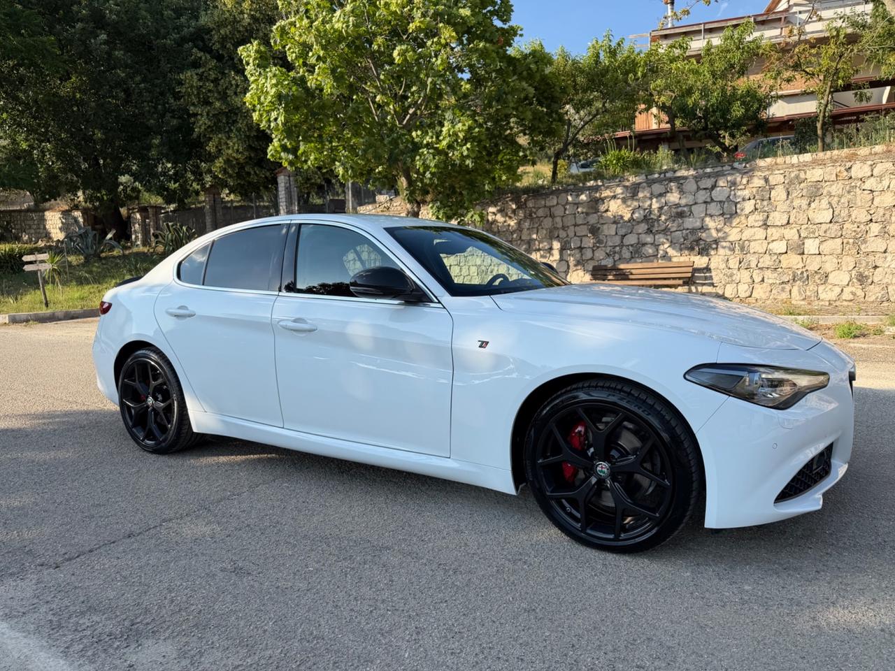 Alfa Romeo Giulia 2.0 Turbo 200 CV AT8 Ti