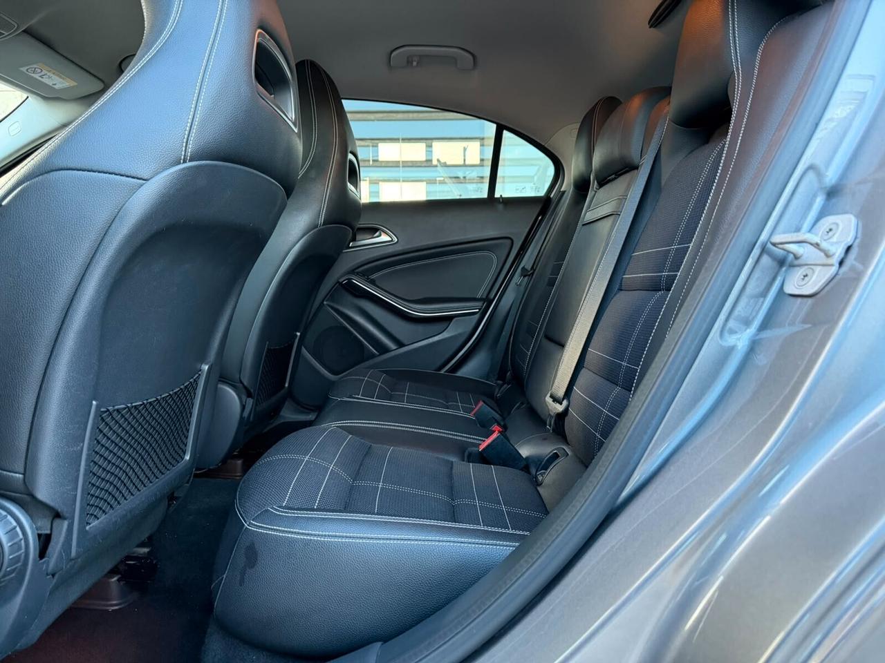 Mercedes Classe A - W176 180 cdi Executive E6 109cv