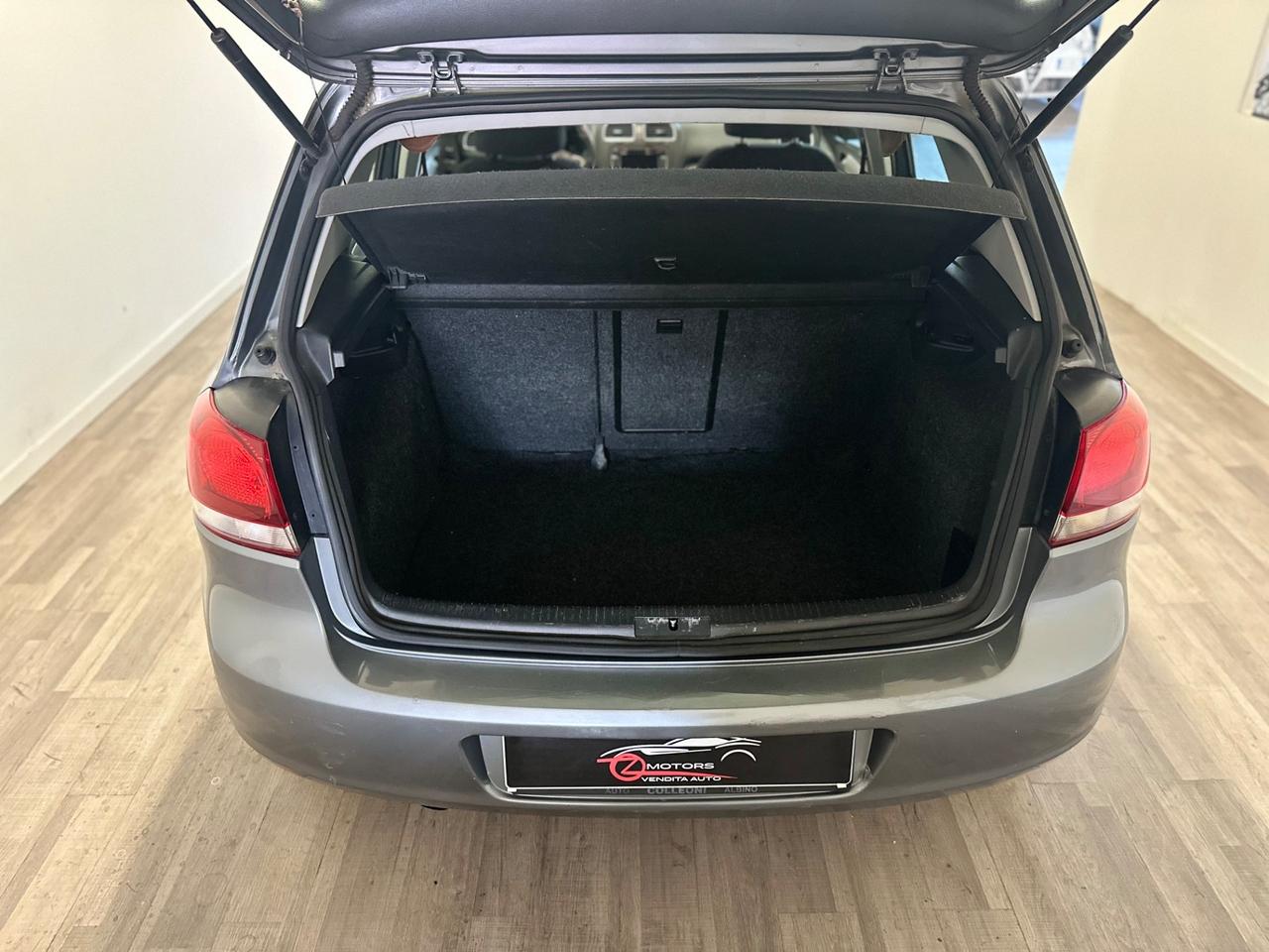 Volkswagen Golf 1.6 TDI DPF 5p. Highline
