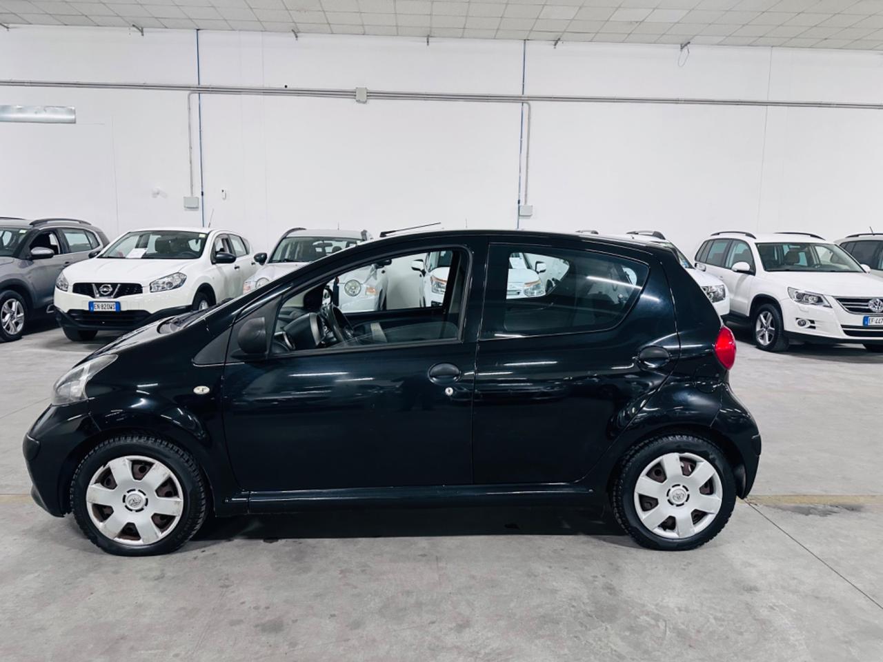 Toyota Aygo 1.0 12V VVT-i 5 porte