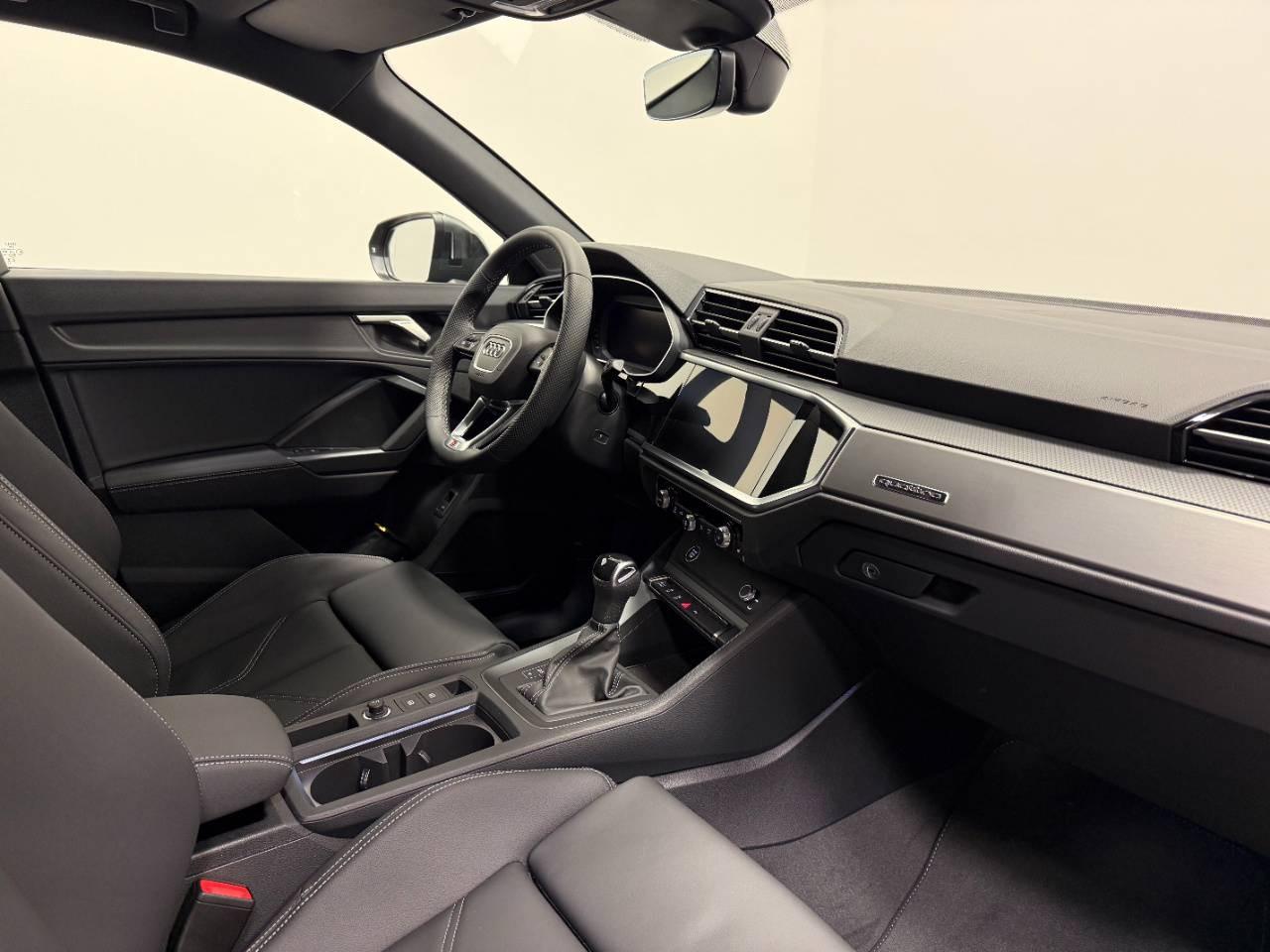 AUDI Q3 SPORTBACK 40 TDI QUATTRO S-TRONIC IDENTITY BLACK
