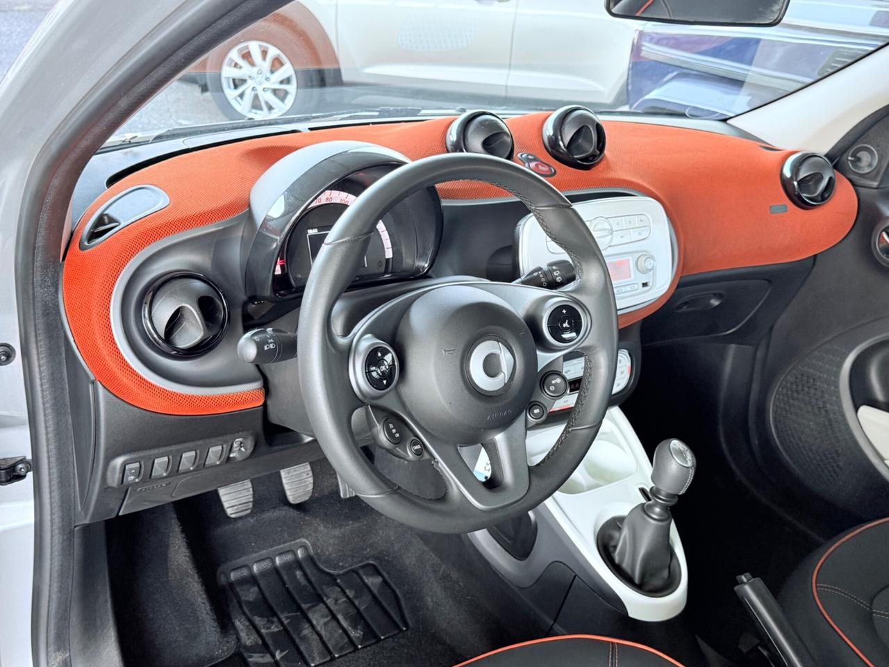 ForFour 1.0 90 CV/( 25 MILA KM )/permute/garanzia/unipro