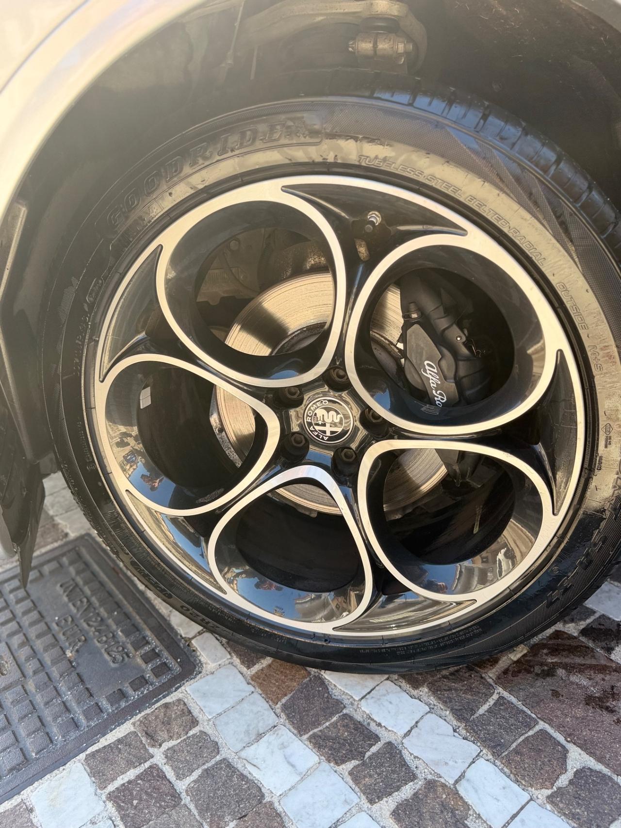 Alfa Romeo Stelvio 2.2 Turbodiesel 210 CV AT8 Q4 Veloce