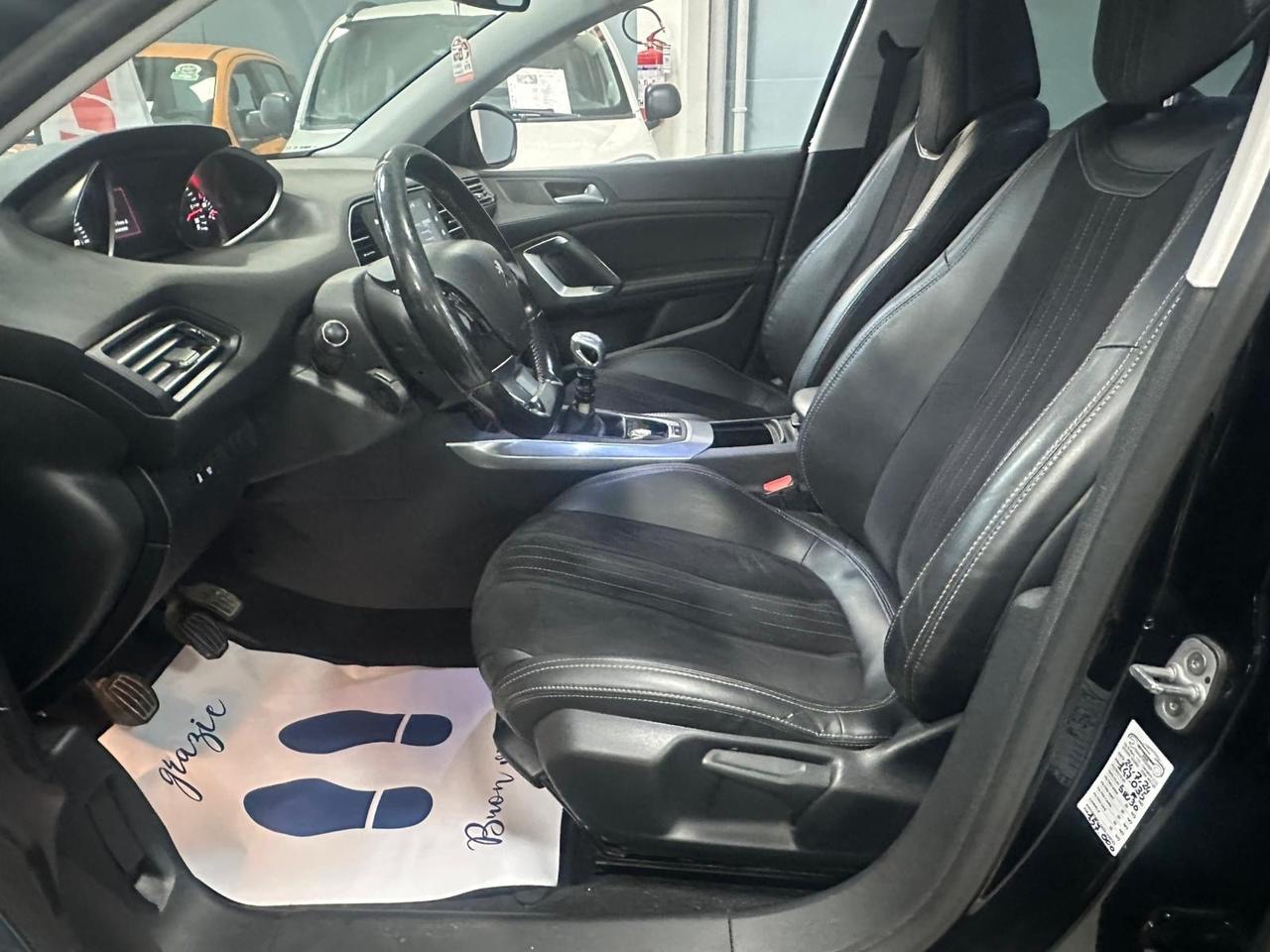 Peugeot 308 BlueHDi 120 S&S Allure S.W. Manuale