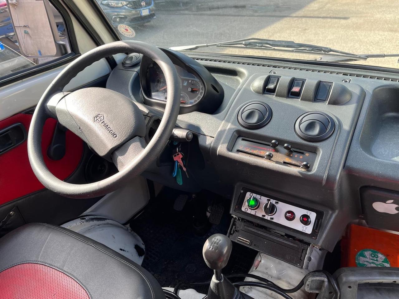 Piaggio quargo con vasca/rib.-700 cc- Diesel -2014