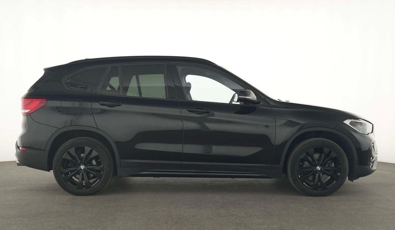 BMW X1 18d SPORT - Led Navi 18