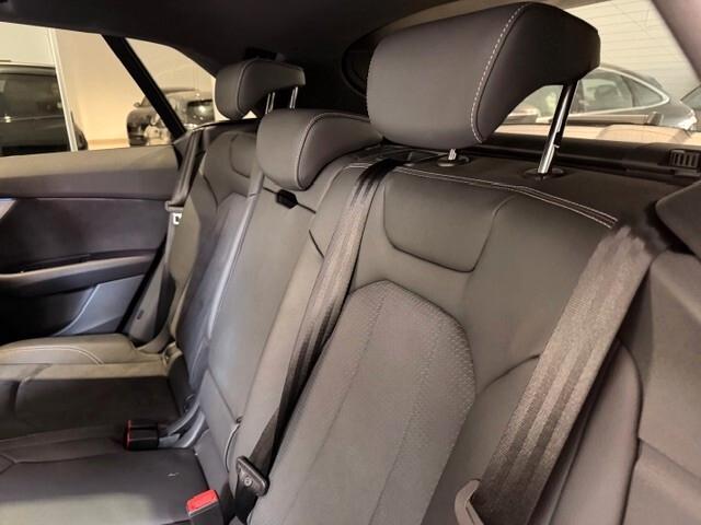 Audi Q8 BLACK LINE 50 TDI quattro 286cv