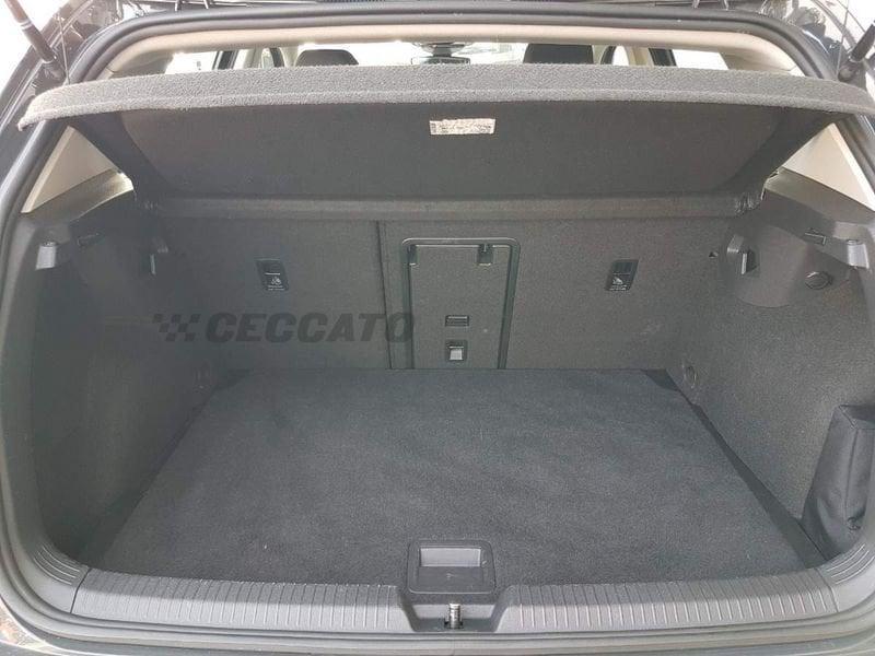 Volkswagen Golf 2.0 tdi Life 115cv dsg