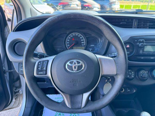 TOYOTA Yaris 1.0 5 porte Active OK NEOPATENTATI