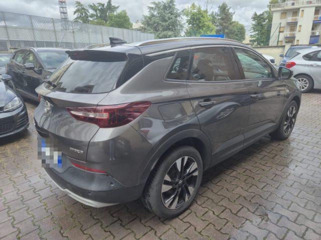 OPEL Grandland 1.6 PHEV aut. FWD Business Elegance