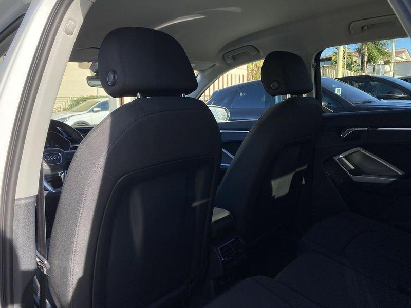 Audi Q3 Business 2.0 TDI 190CV S-Tronic quattro 40