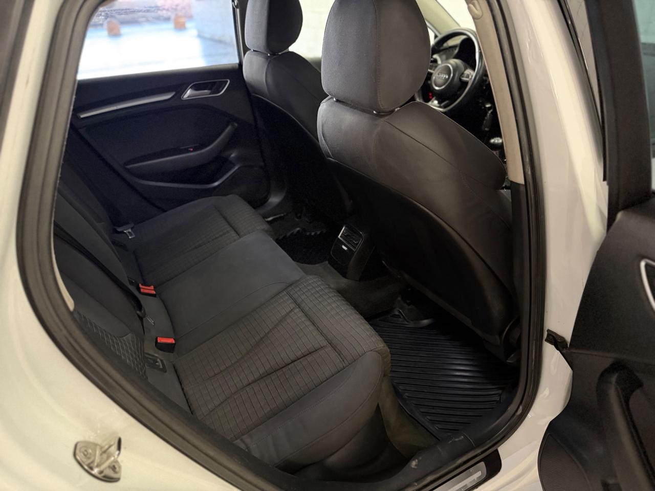 Audi A3 SPB 2.0 TDI Ambiente