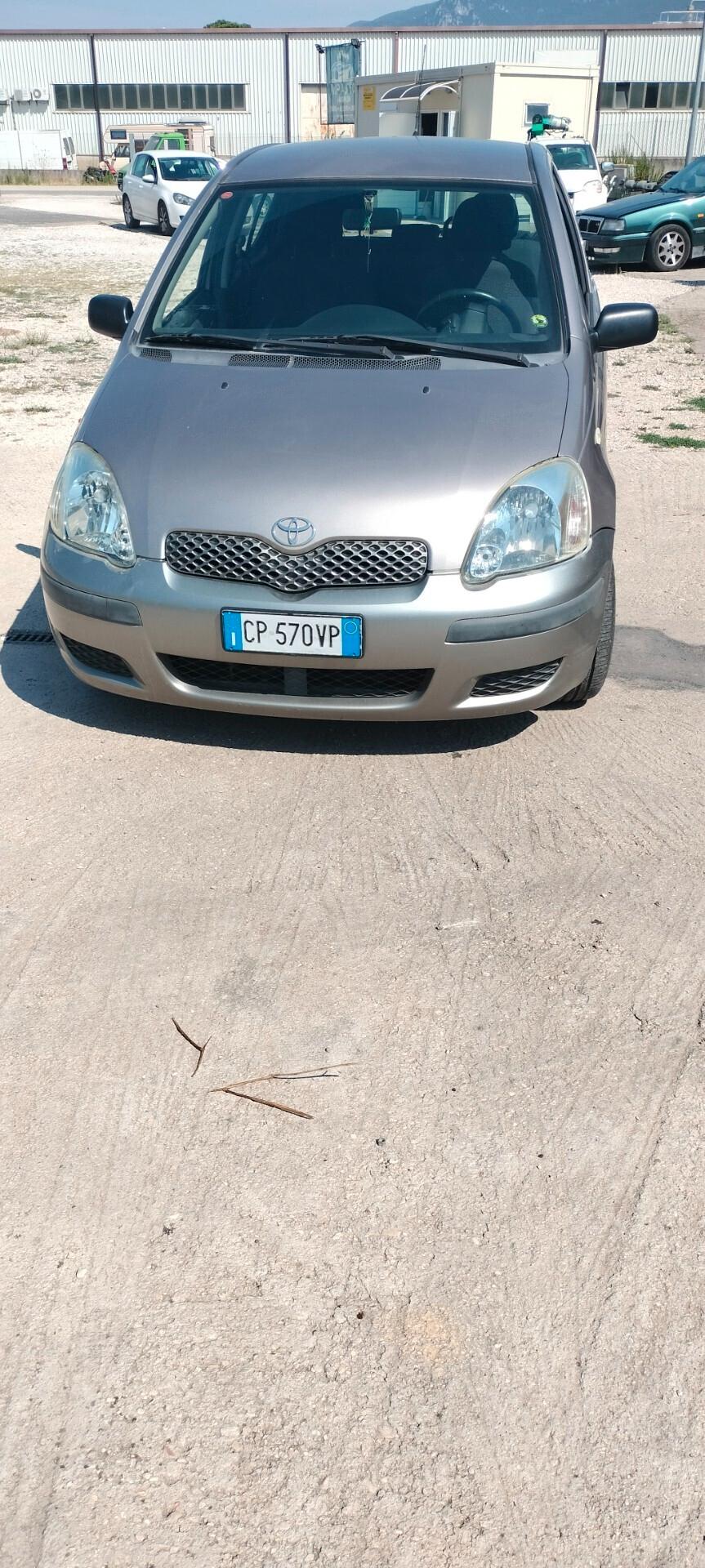 Toyota Yaris 1.0i 16V cat 5 porte Sol Blue