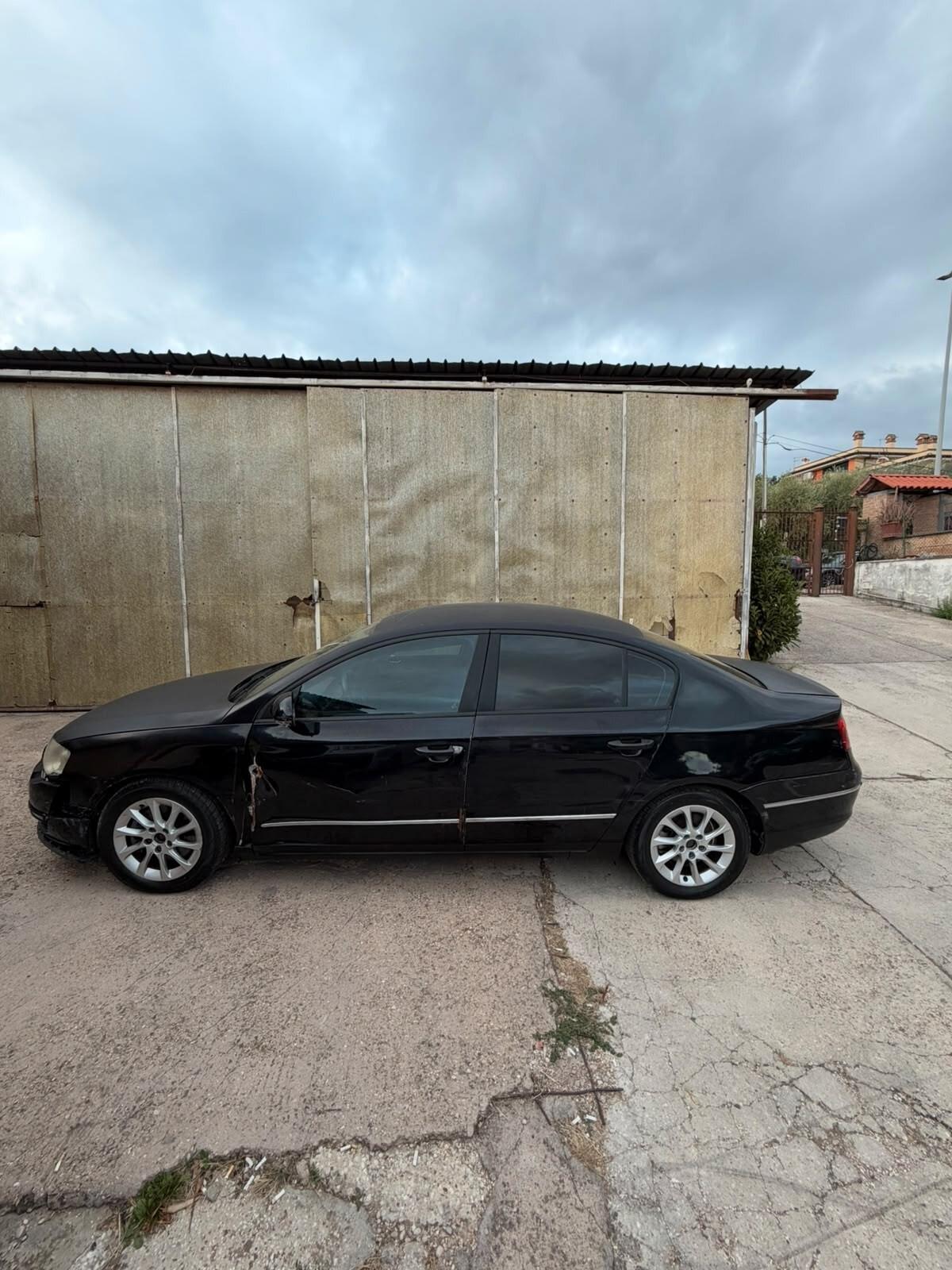 Volkswagen Passat 2.0 16V TDI Sportline 140 cv, MARCIANTE, MOTORE SOSTITUITO, OK NEOPATENTATI, CARROZZERIA COME DA FOTO