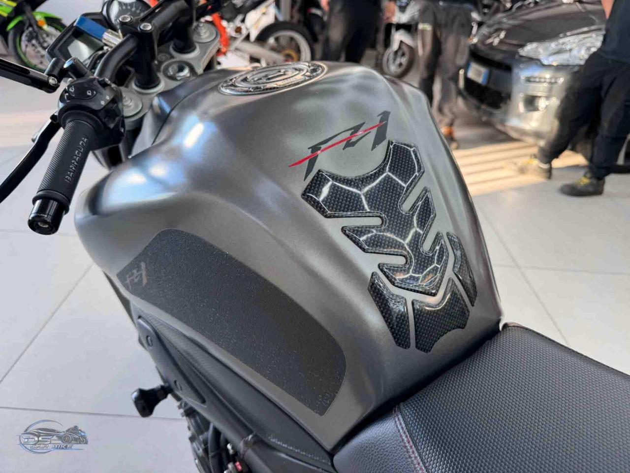 Yamaha FZ1