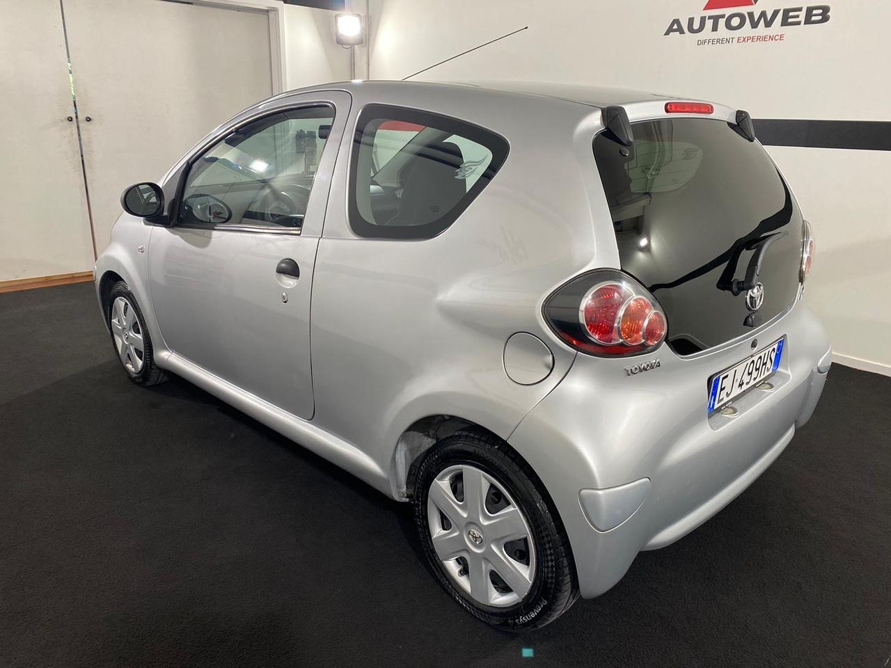 Toyota Aygo 1.0 12V VVT-i 3 porte* NEOPATENTATI *