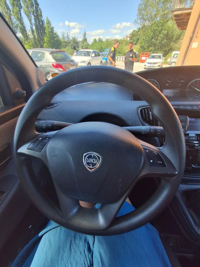 LANCIA Ypsilon 1.2 69 CV 5 porte S&S ELEFANTINO GOLD