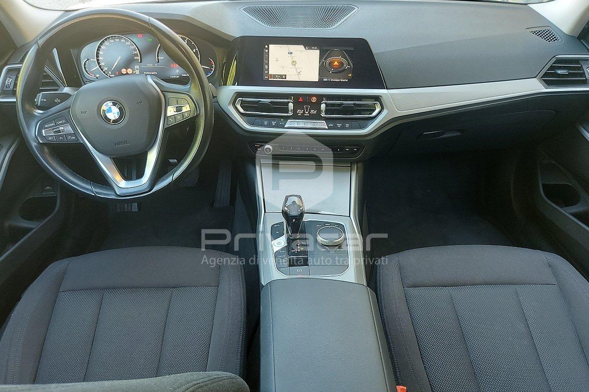 BMW 320d 48V Touring Business Advantage