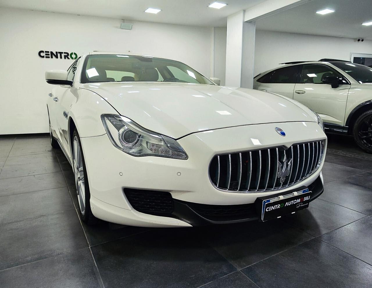 Maserati Quattroporte V6 Diesel 250 CV AWD Granlusso Tetto