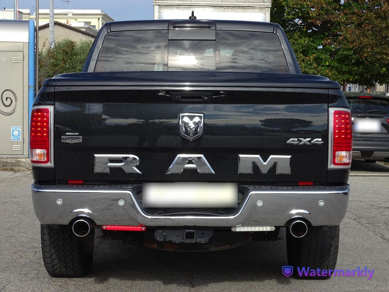 Dodge RAM 1500 AWD 5.7L V8 401CV LARAMIE AUTOCARRO