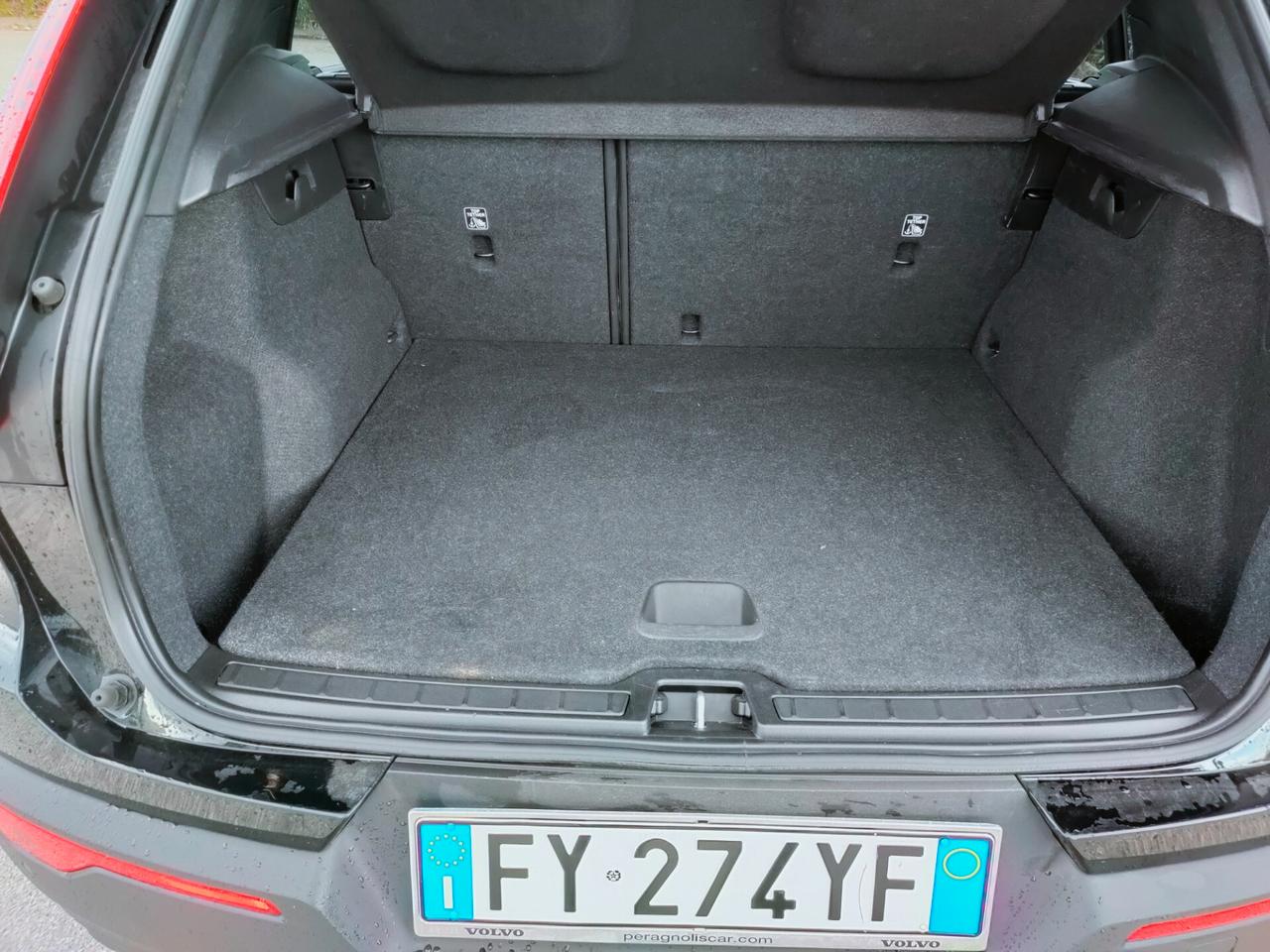 Volvo XC40 D3 Business Plus +RETROCAMERA