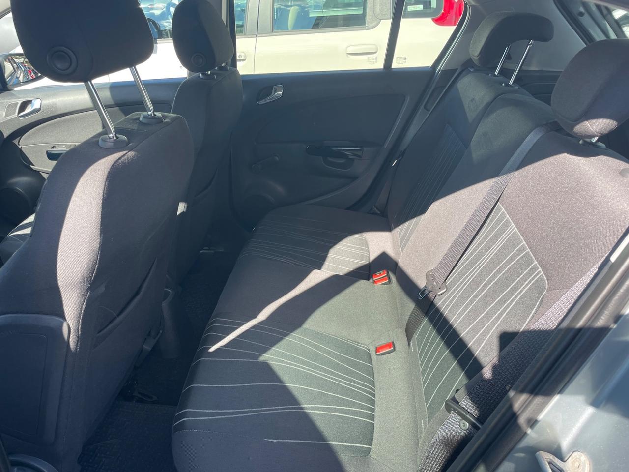 OPEL CORSA 1.2 BENZINA 85 (CV) 2010