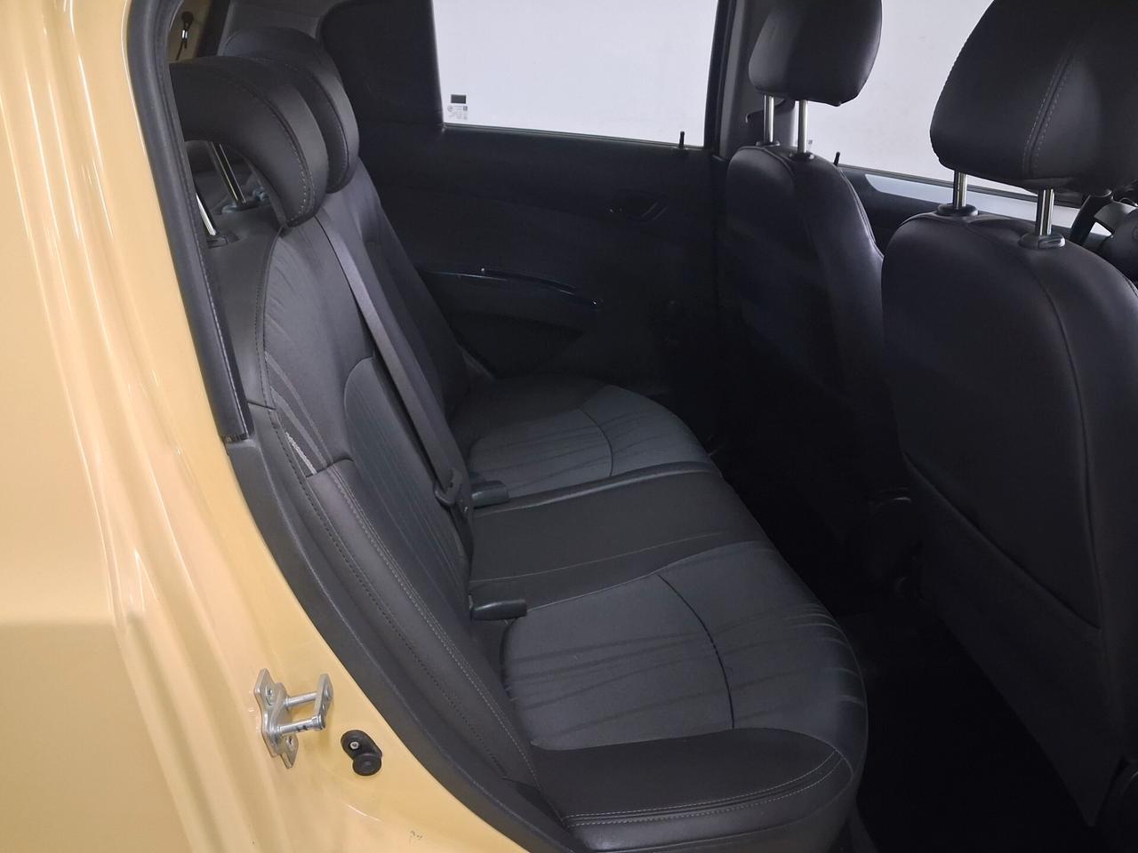 Chevrolet Spark 1.0 gpl 2014 unico prop