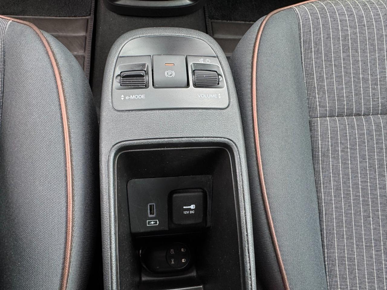 Fiat 500 500e Berlina 42 kWh La Prima