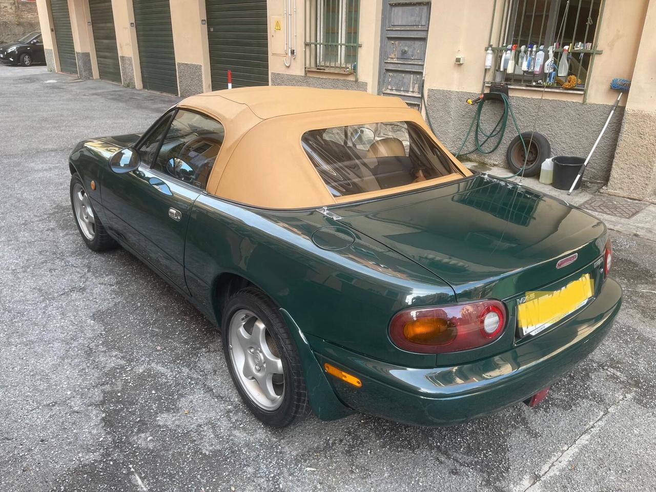 Mazda MX-5 1.6i 16V cat British Green