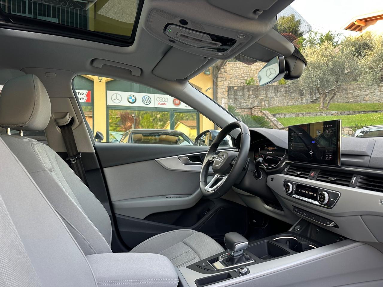 Audi A4 Avant 40 TDI quattro S tronic Business Advanced
