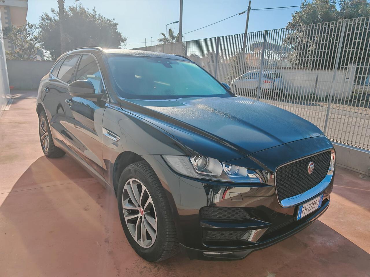 Jaguar F-Pace 2.0 D 180 CV aut. Prestige