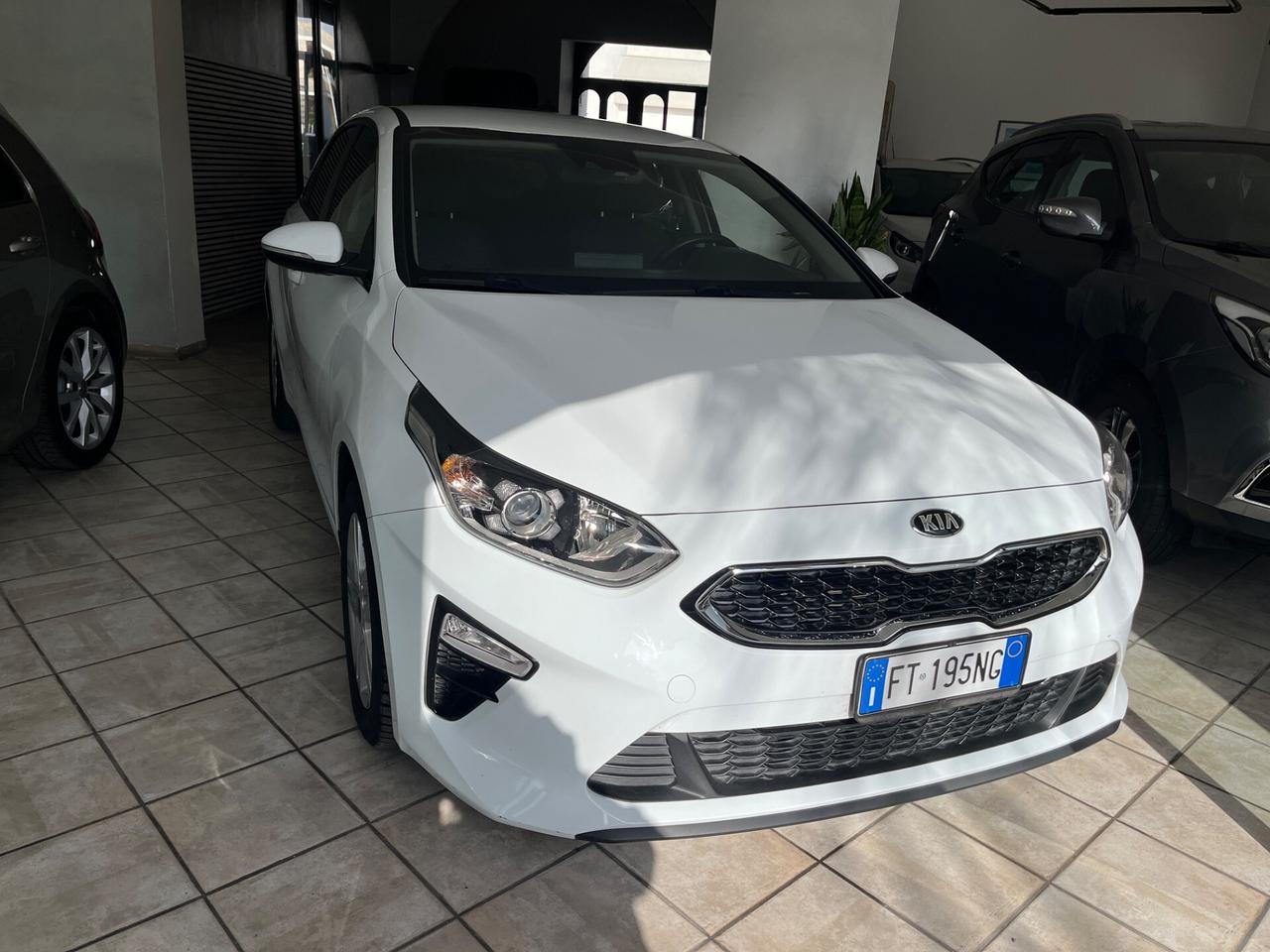 Kia Ceed 1.4 MPi GPL SW Business Class