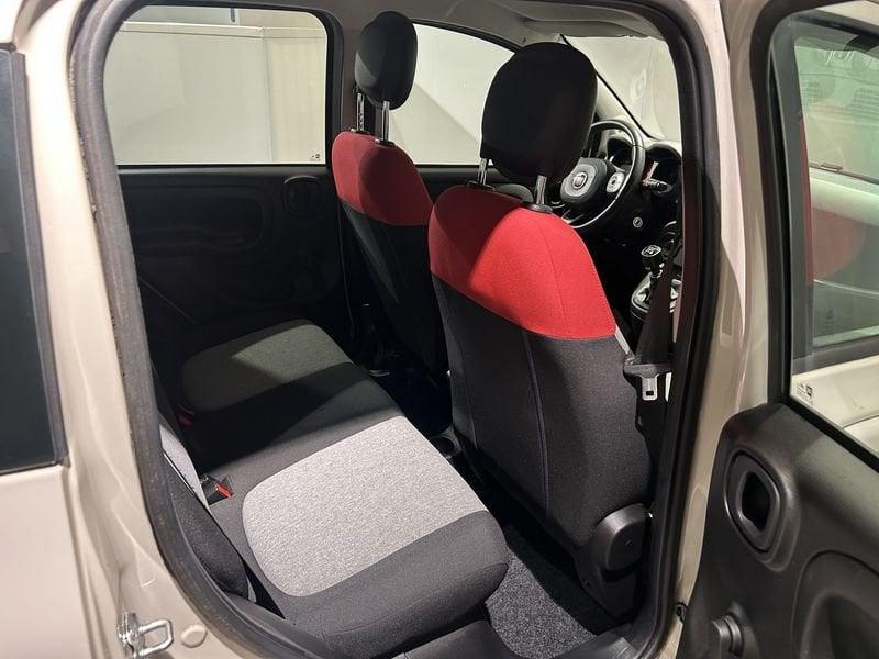 FIAT Panda 1.2 Lounge 69 cv X NEOPATENTATI