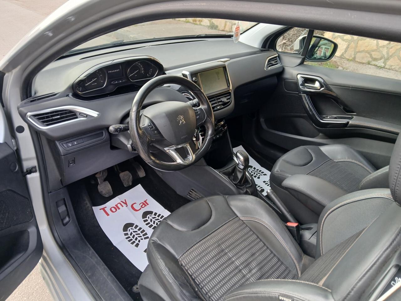 Peugeot 208 1.4 HDi 68 CV 3 porte Allure X Neopate