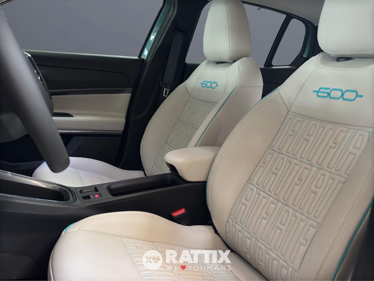 Fiat 600 1.2 hybrid 145CV La Prima II auto