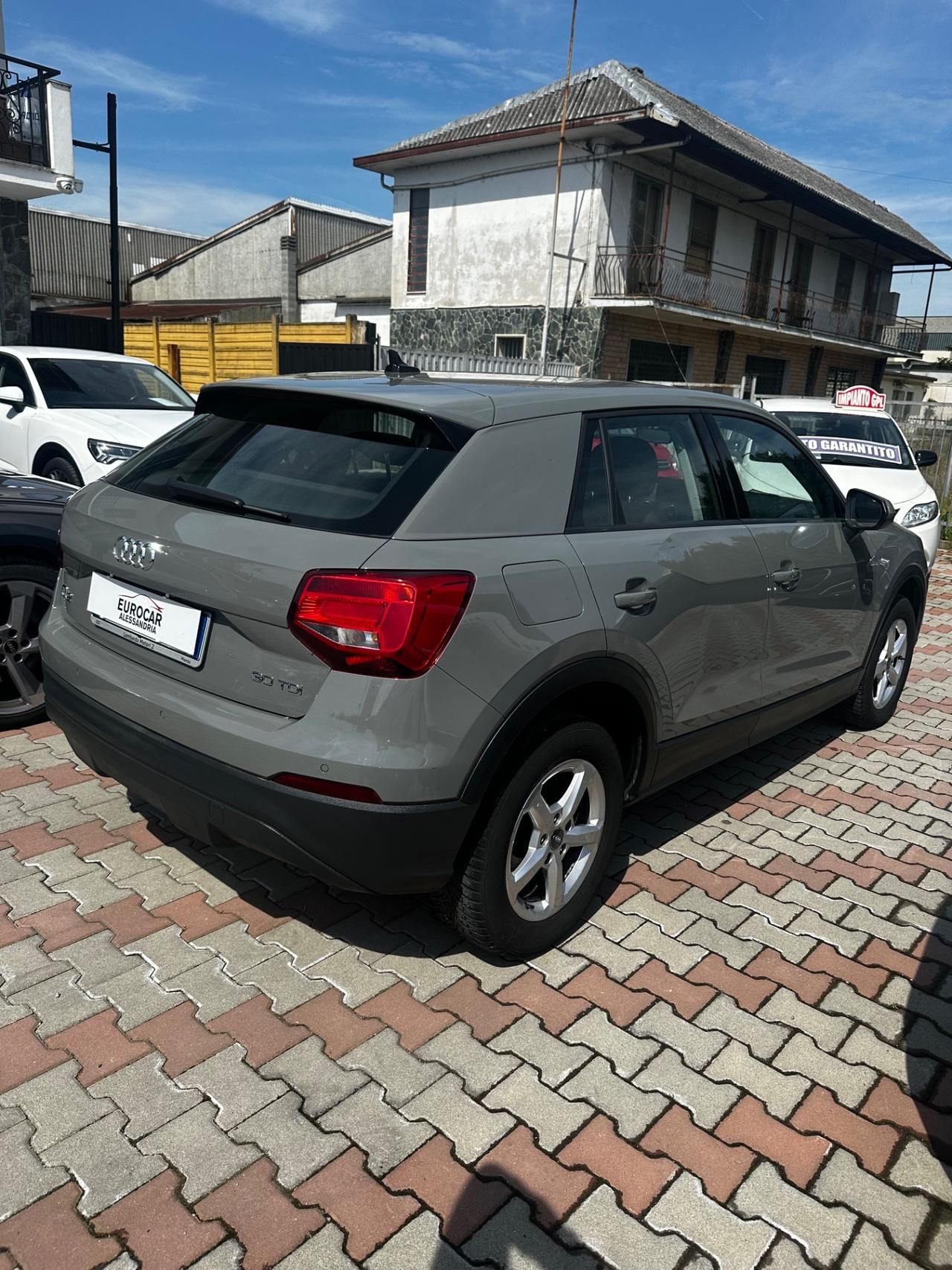 Audi Q2 30 TDI Business Design