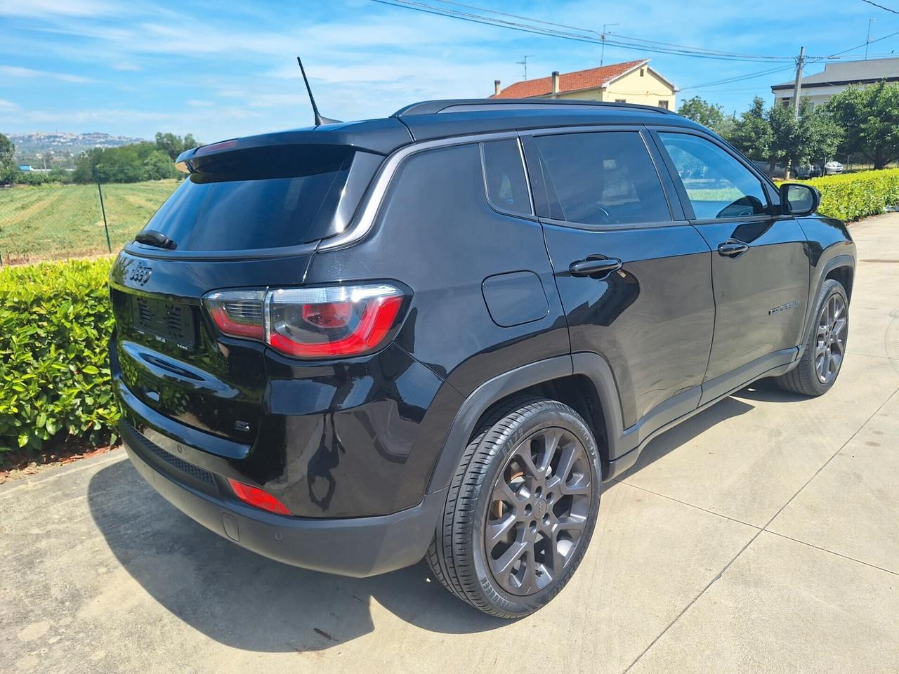 @ Jeep Compass 1.6 .Limited Sport