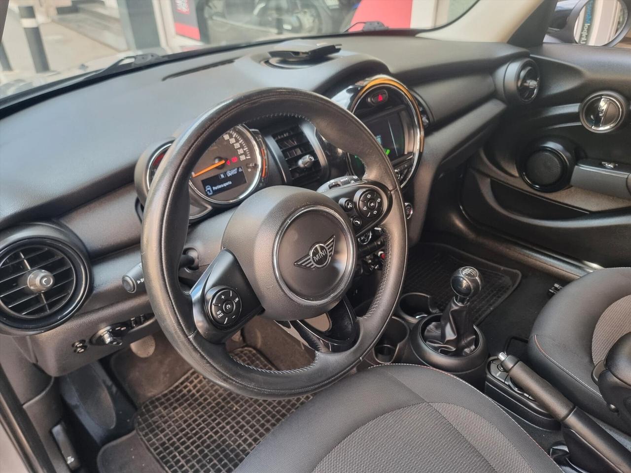 Mini 1.5 One 75 CV X NEO PATENTATI TETTO APIRBILE