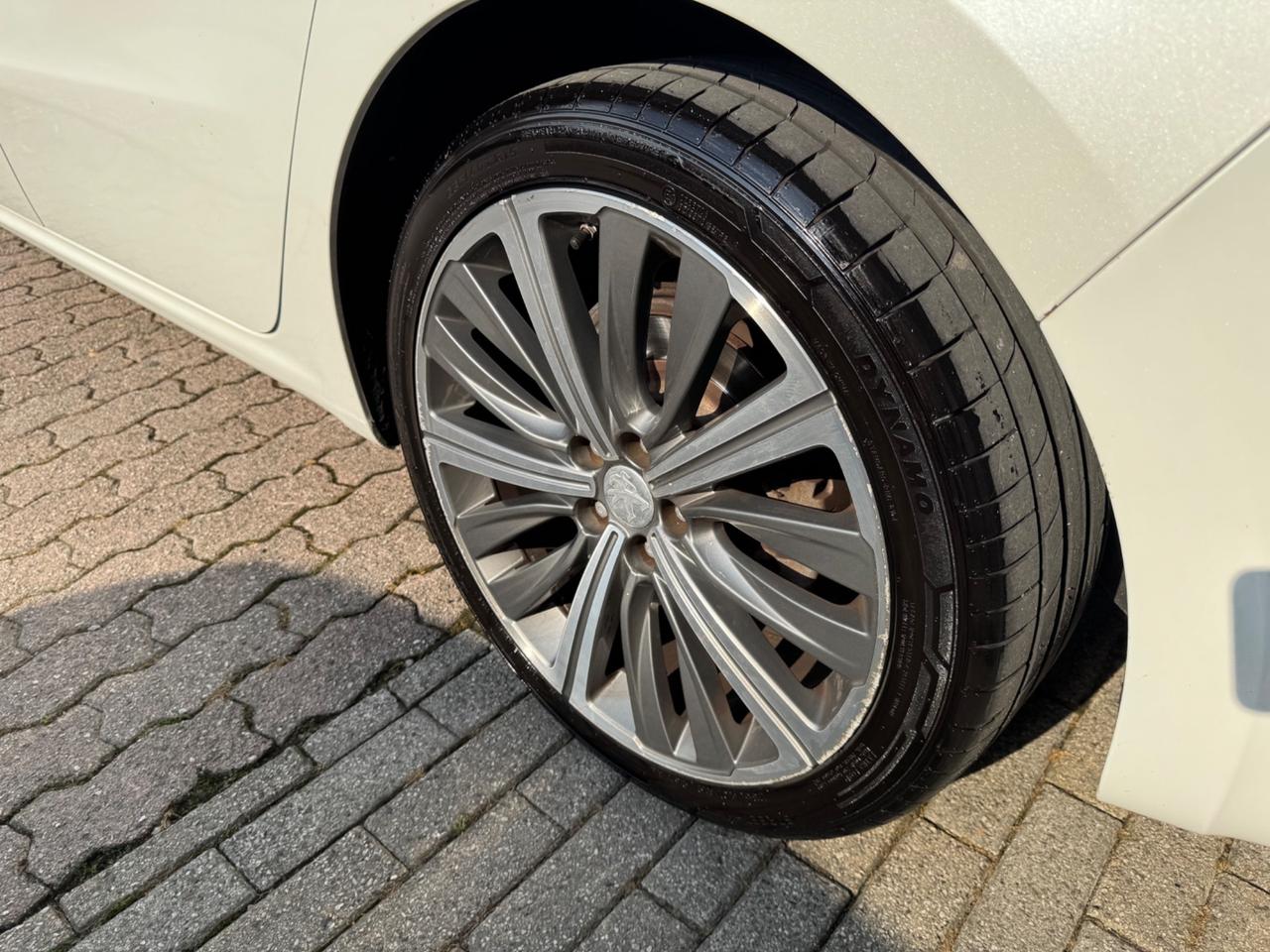 Peugeot 508 2.2 HDi 204CV aut. SW Ciel GT
