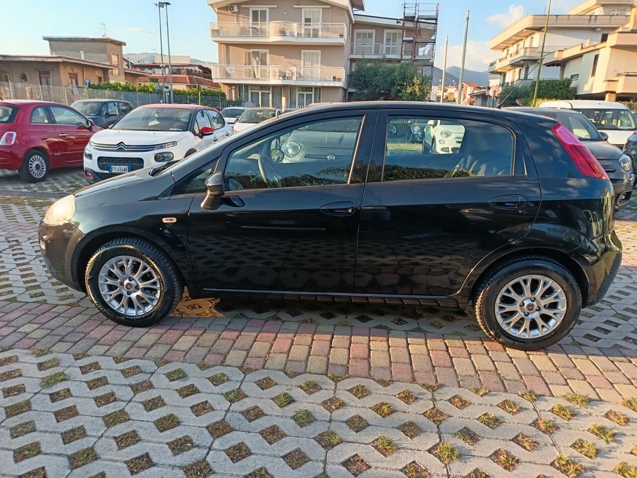 Fiat Punto 1.2 8V 5 porte Lounge- POSS. IMPIANTO GPL-