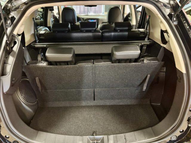 MITSUBISHI Outlander 2.2 DI-D 4WD Instyle Plus7P.TI TETTO BLOCCO DIFF.