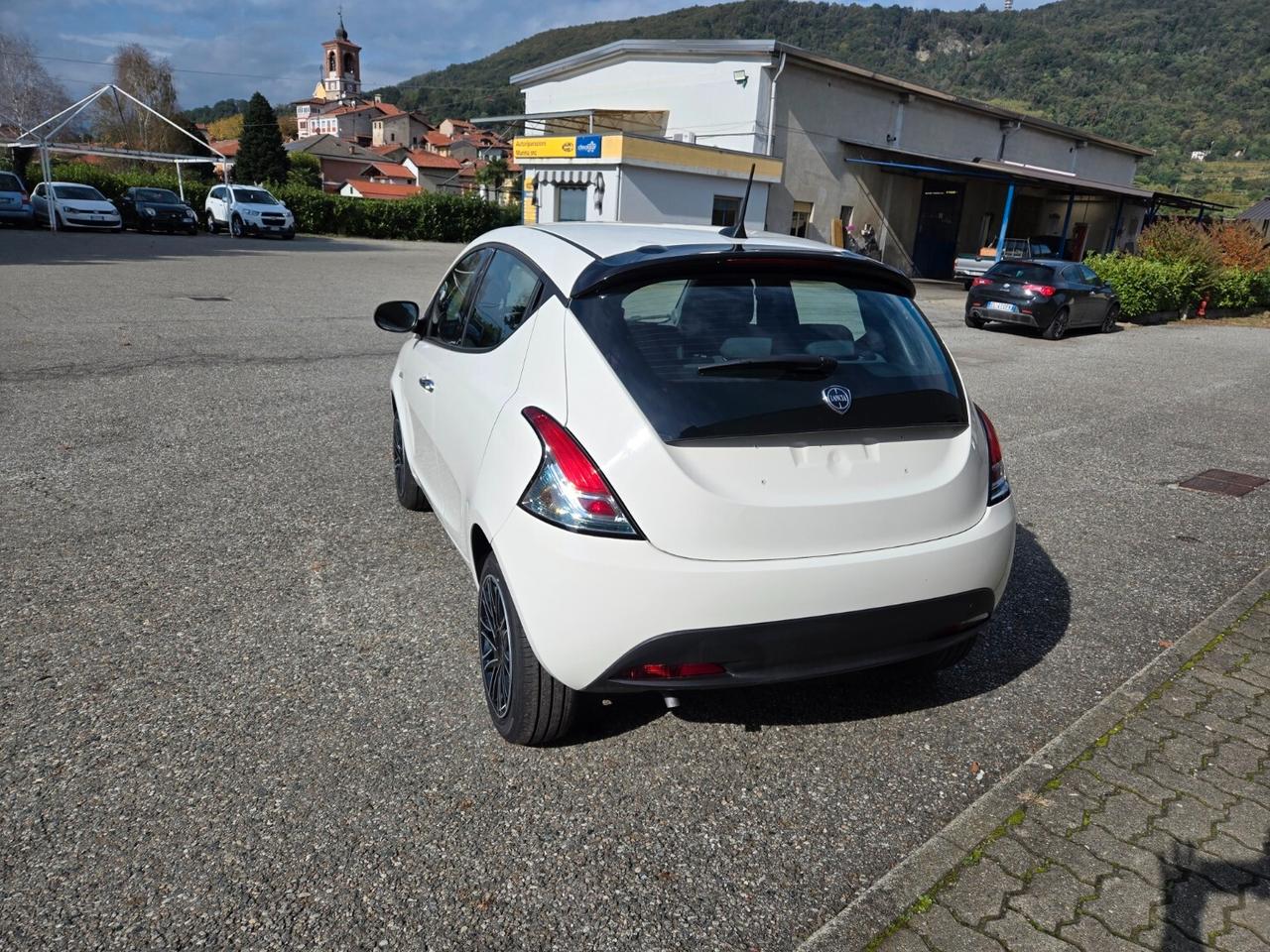 Lancia Ypsilon 1.0 FireFly 5 porte S&S Hybrid