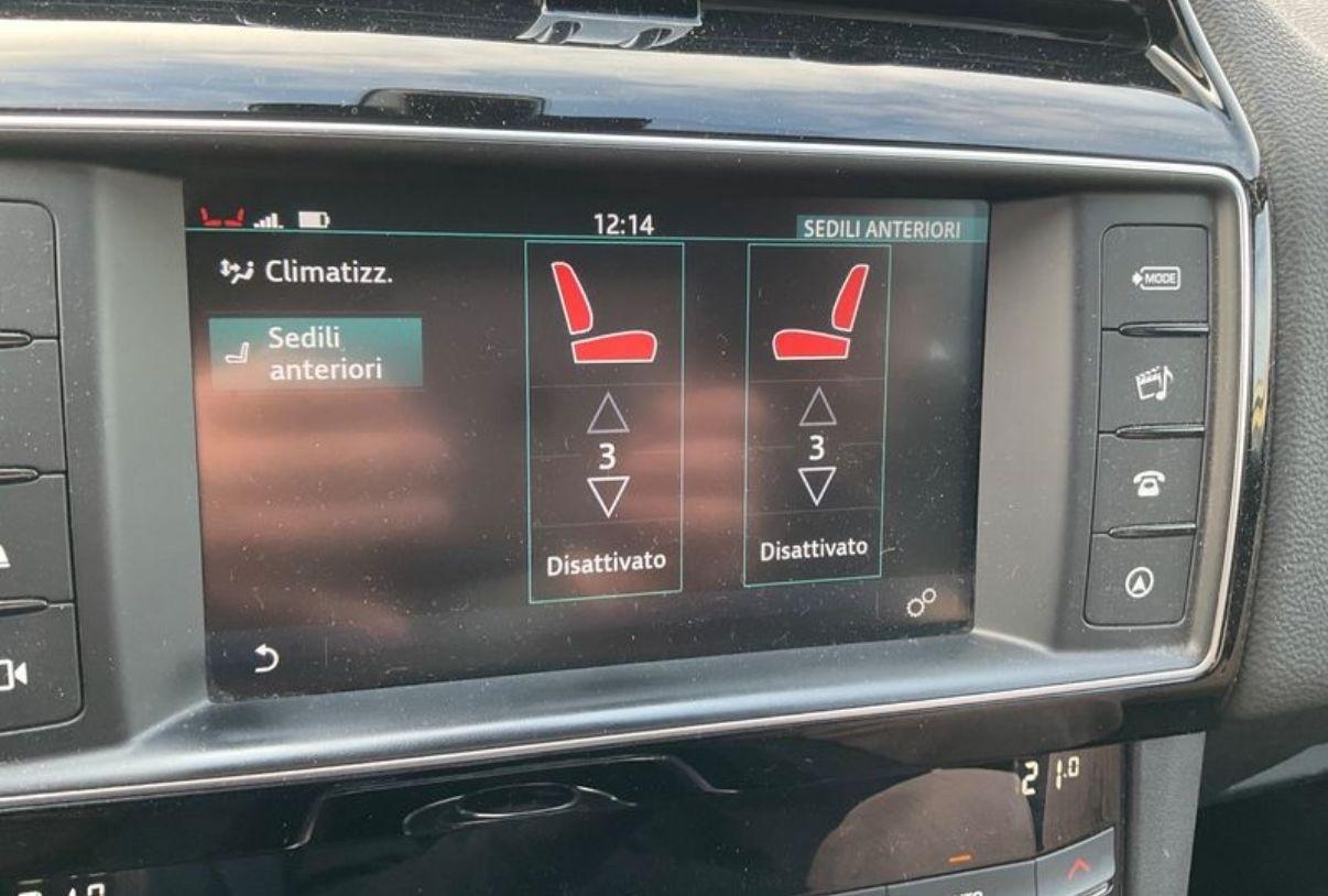 Jaguar F-Pace 2.0 D 180 CV AWD Unico proprietario