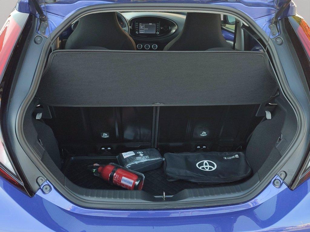 TOYOTA Aygo x 1.0 active 72cv del 2023