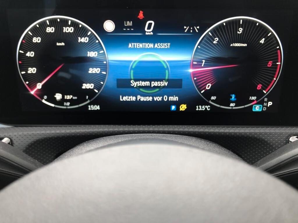 MERCEDES-BENZ*CLA*200D*AMG-LINE*PREMIUM*TETTO*NIGHT*MULTI-BEAM*