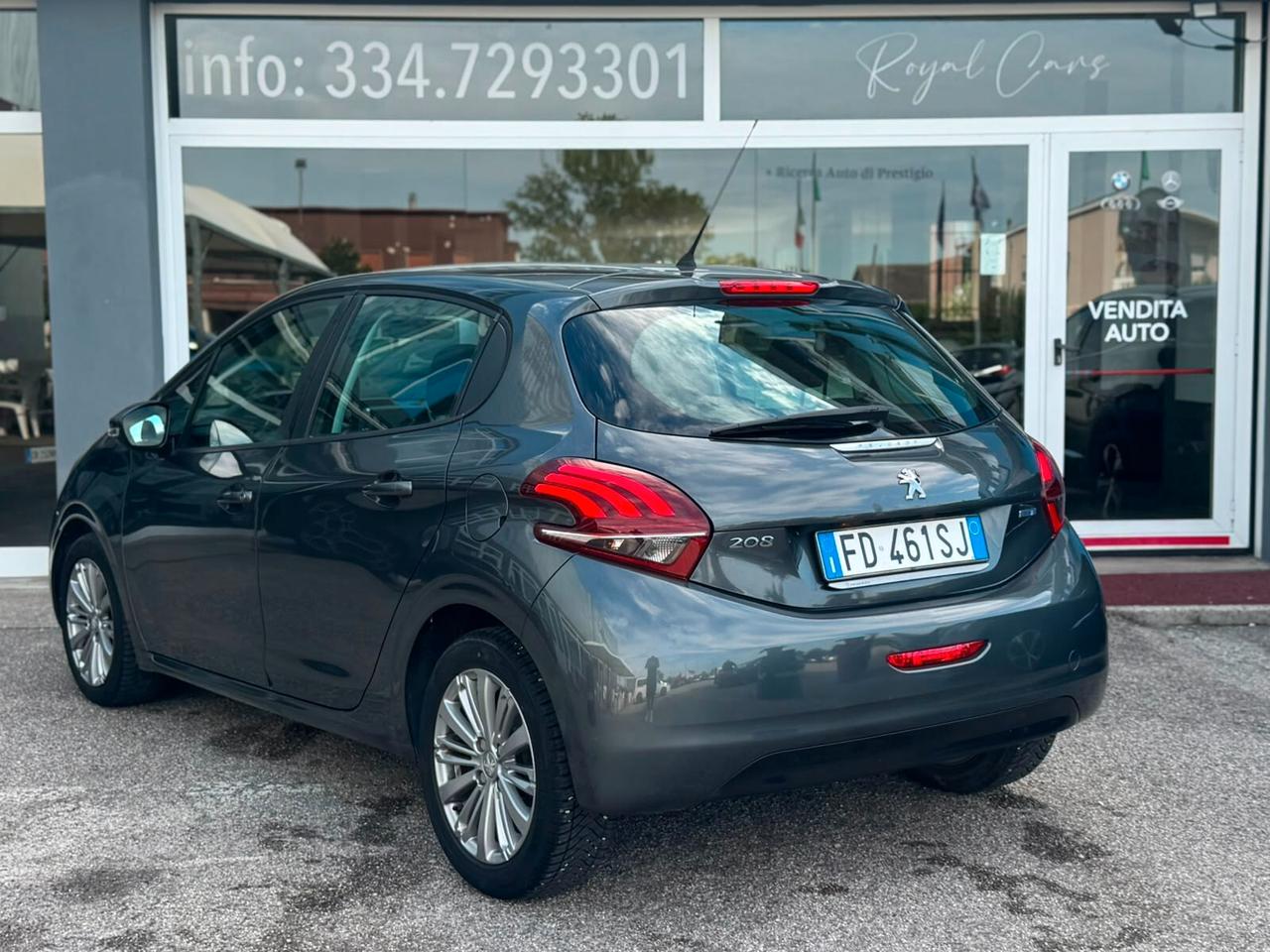 Peugeot 208 BlueHDi 75 5 porte Allure