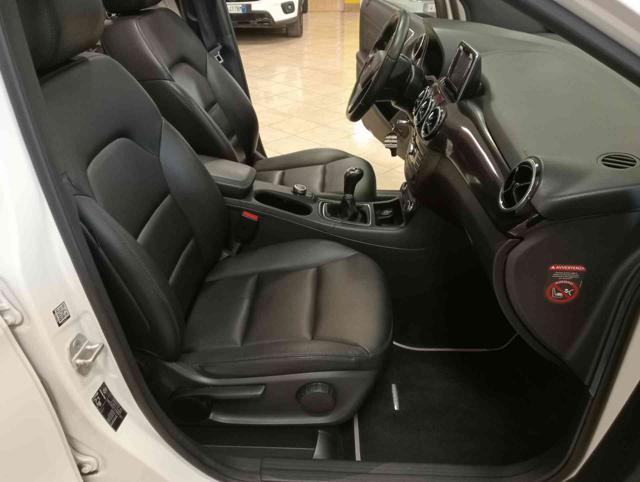 MERCEDES-BENZ B 180 CDI Premium ** TETTO PANOR. **
