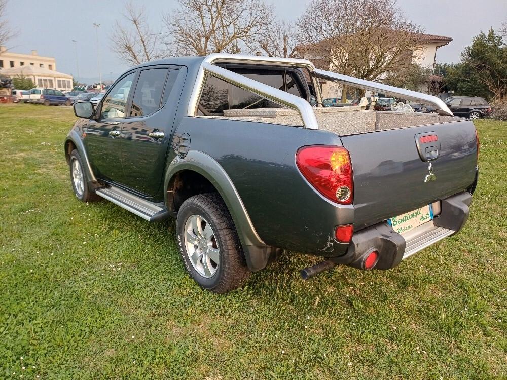 Mitsubishi L200 2.5 DI-D 136 Cv Double Cab Pick-Up